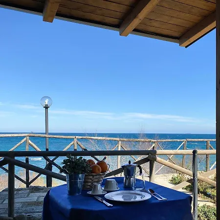 Atlantis كروتوني